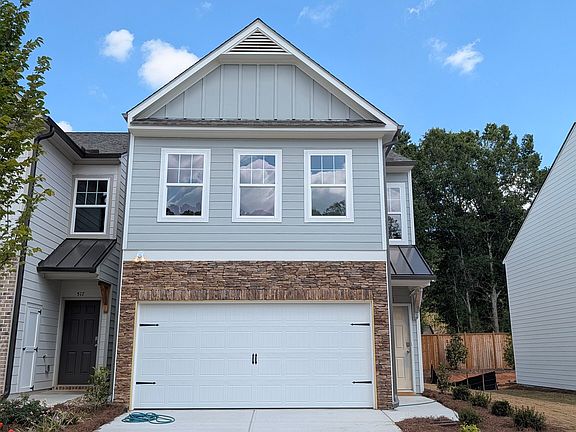 4th image of 521 Hayes Ln