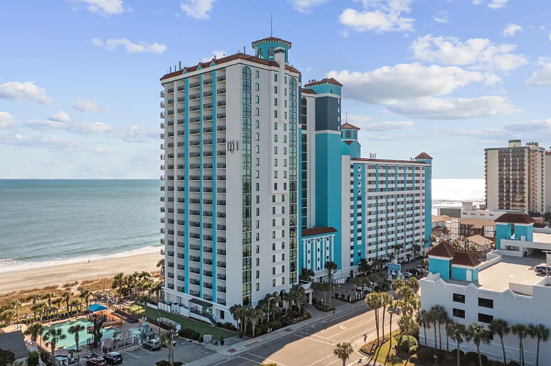 3000 N Ocean Blvd — Photo 2