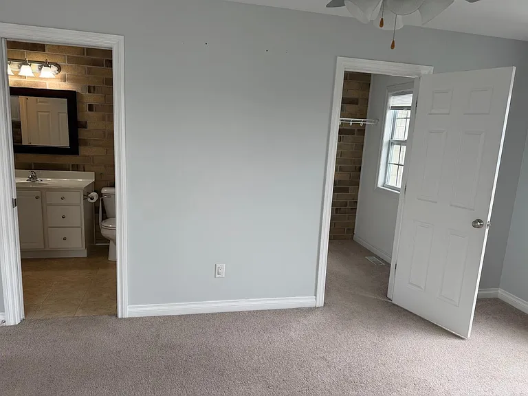 4703 Lakeside Dr — Photo 12