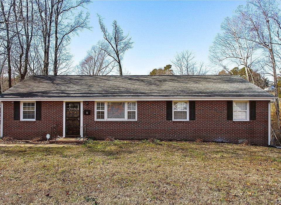 1st image of 6 Bristol Ct