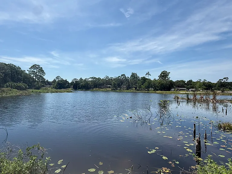 127 Debary Dr — Photo 5