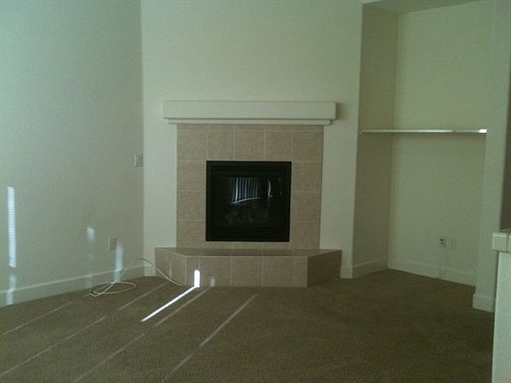 4th image of 2203 Newcastle Dr