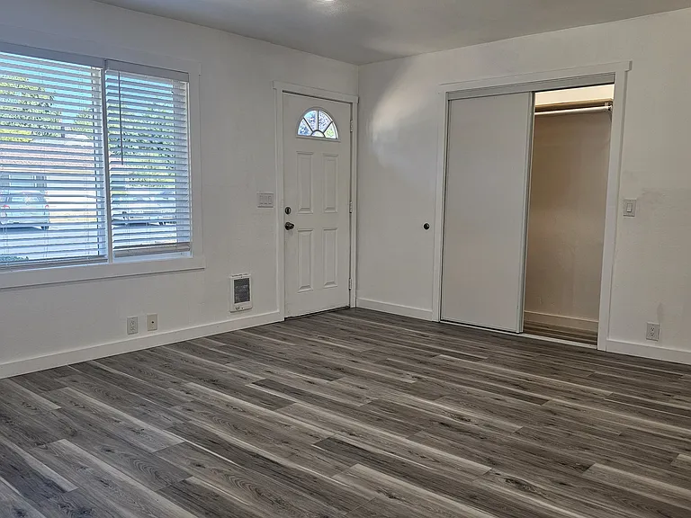 8708 SE 32nd Ave — Photo 12