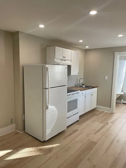 1 bed, 400 sqft, $1,575 — Photo 2