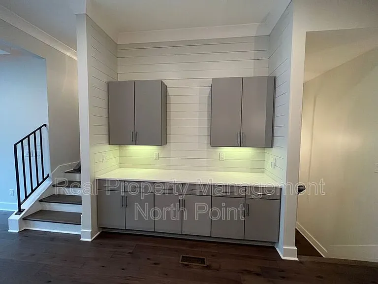 111 Birch St — Photo 9