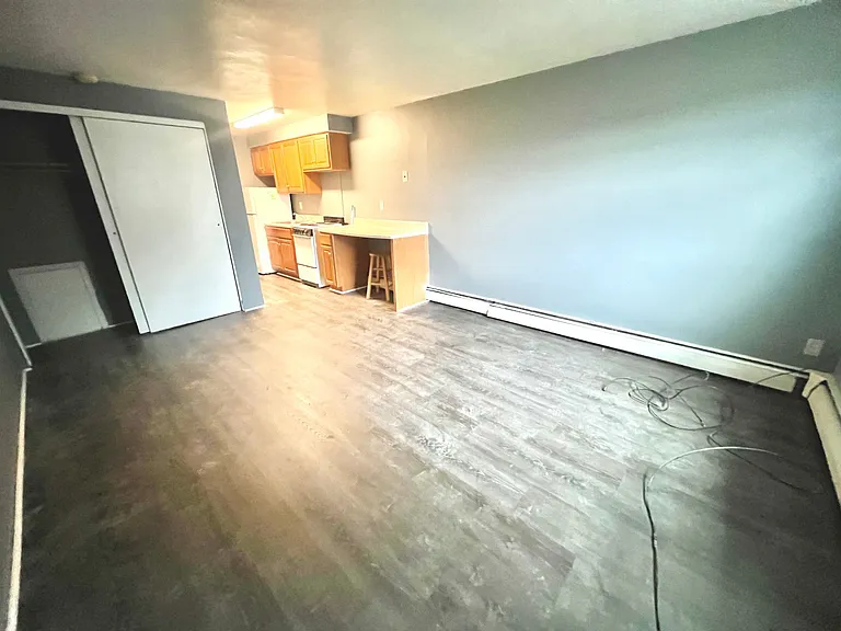 401 Moon Clinton Rd — Photo 5