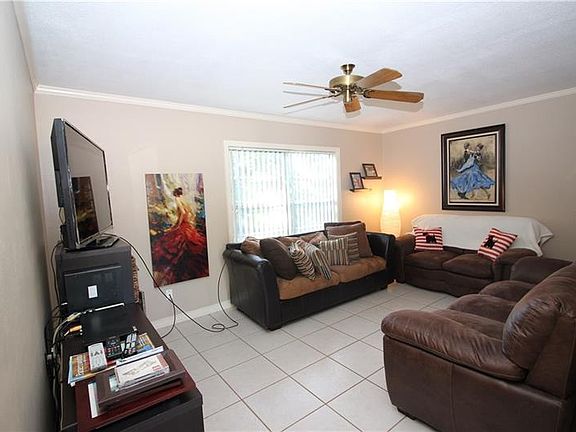 4th image of 424 N Buena Vista Ave