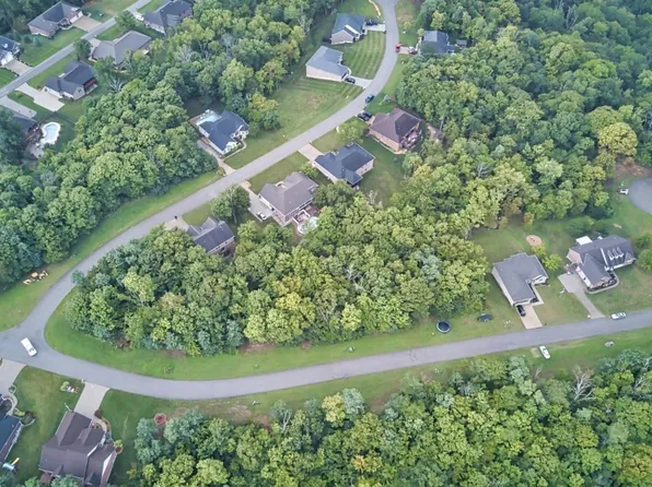 80 Nevada Ct, Lawrenceburg, IN 47025