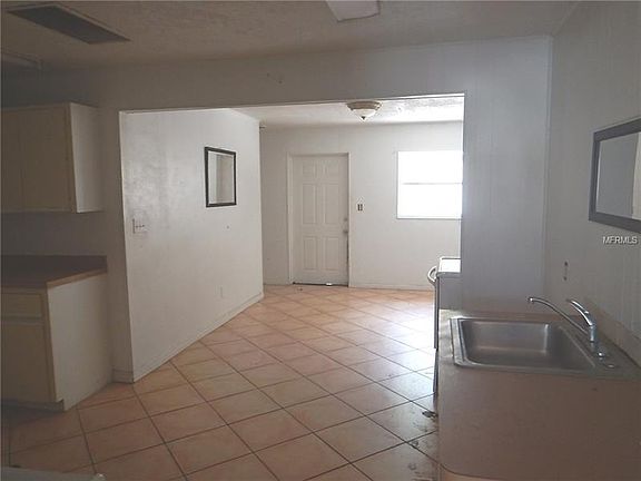 5th image of 119 S Shade Ave