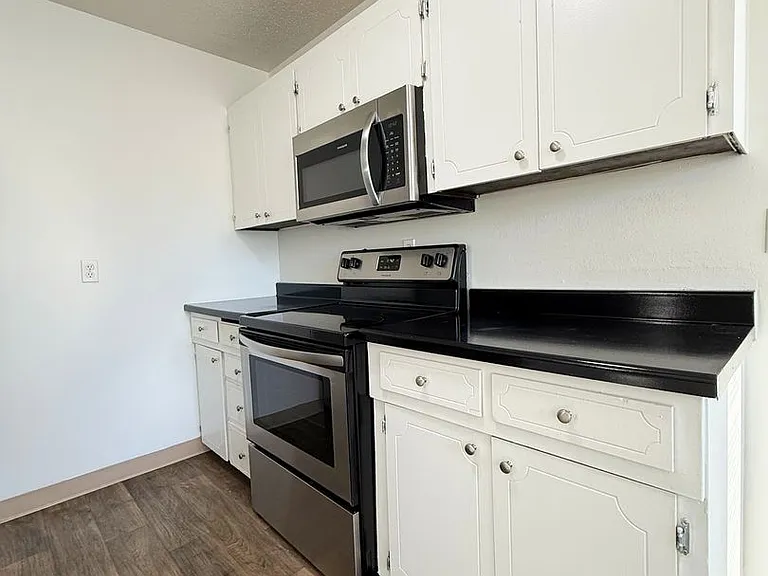 4129 SE Cesar E Chavez Blvd #12 — Photo 11