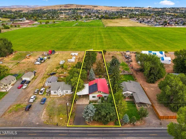 9203 Wide Hollow Rd, Yakima, WA 98908