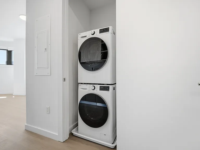 2363 Bedford Ave #318A — Photo 4