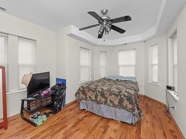 2307 E 70th Pl #214 — Photo 6