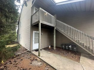 5179 Zenith Pkwy, Machesney Park, IL
