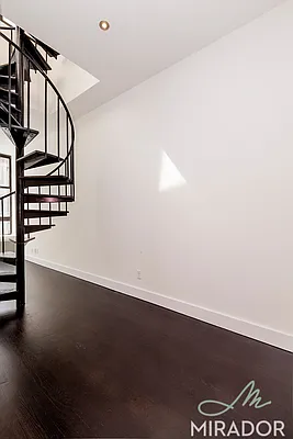 Rented by Mirador Real Estate | media 6