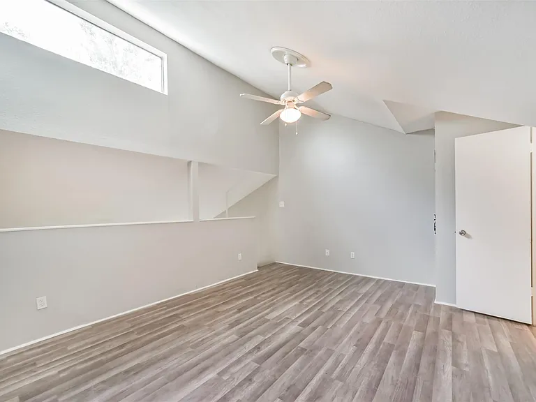 10811 Richmond Ave #65 — Photo 24