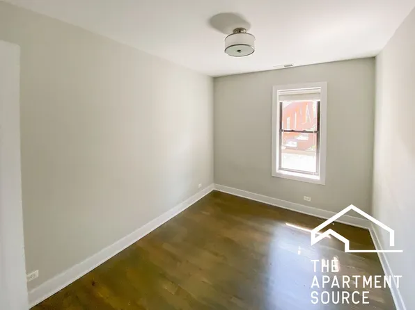 2600 N Rockwell St #2624-2, Chicago, IL 60647