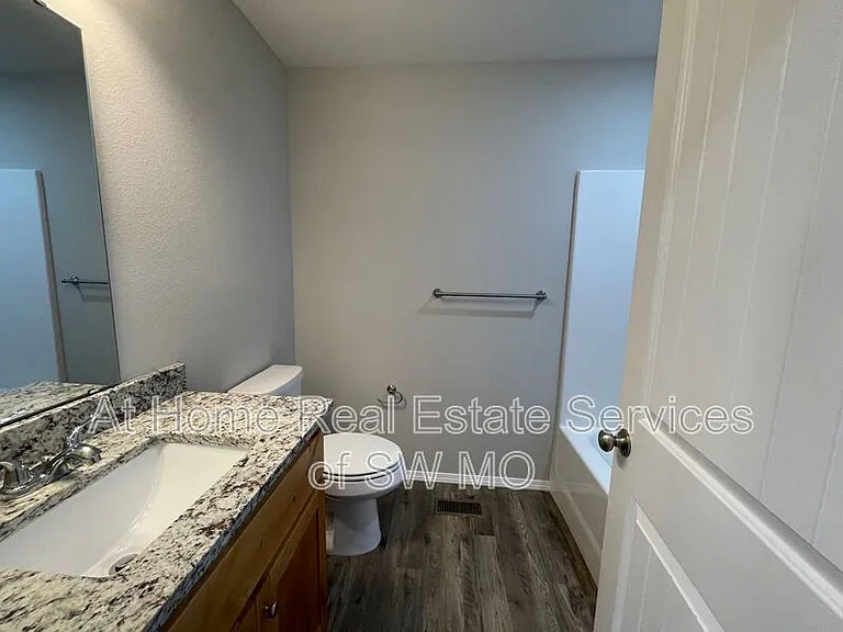 3862 W Linwood St — Photo 13