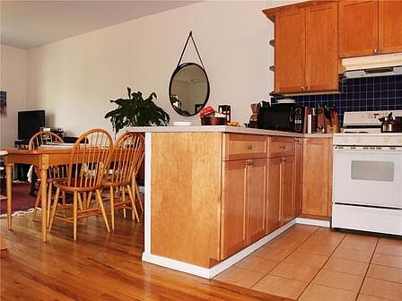 1st image of 695 Sackett St