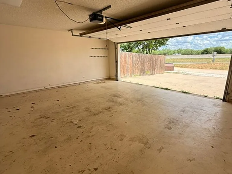 1097 Lytle Creek Dr — Photo 22