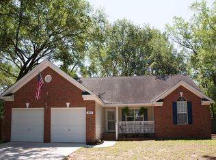 604 Majestic Oak Dr, Charleston, SC 29412