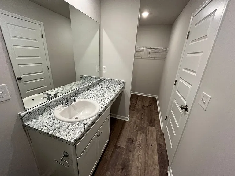 13873 Sir Lancelot Dr — Photo 11