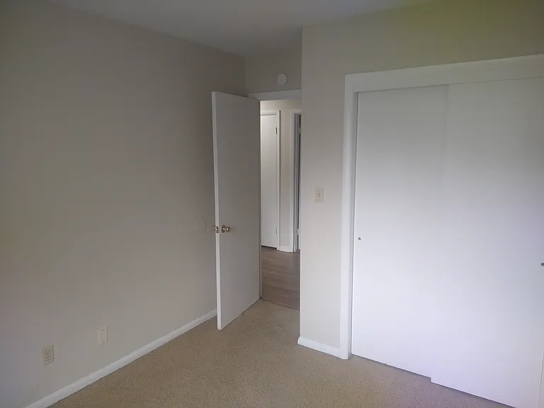 1702 Zimmerman Ct — Photo 2