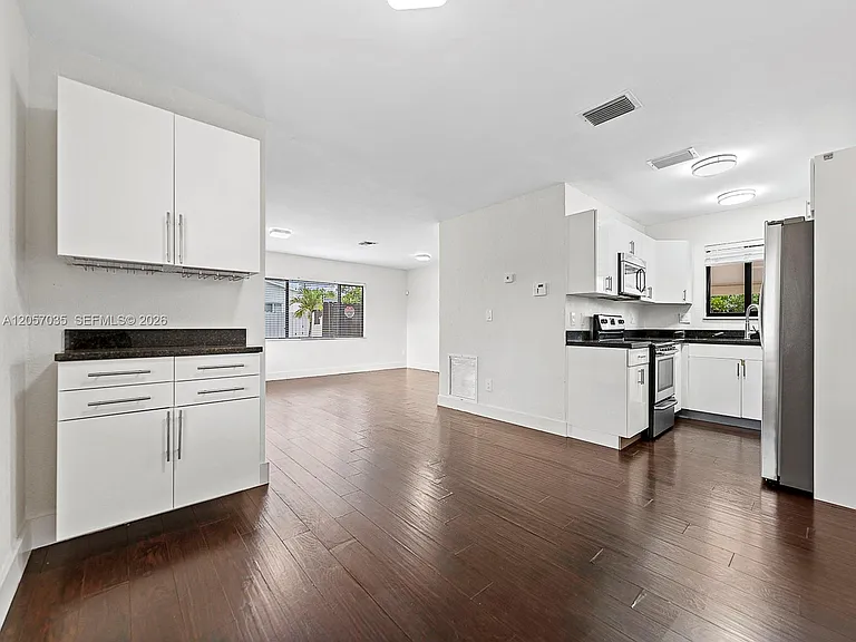 16321 SW 96th Ave — Photo 14
