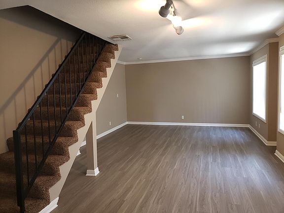 4th image of 651 W California Ave #8