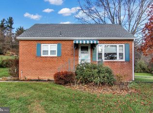 7273 Pigeon Hill Rd, Spring Grove, PA 17362
