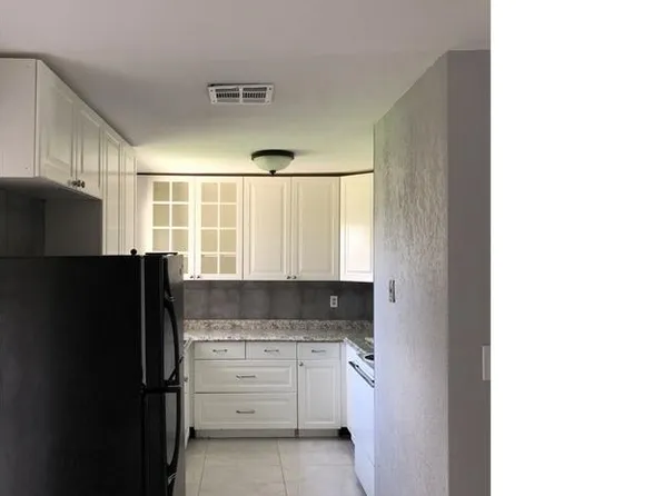 1213 Vaughn Cir, Belle Glade, FL 33430