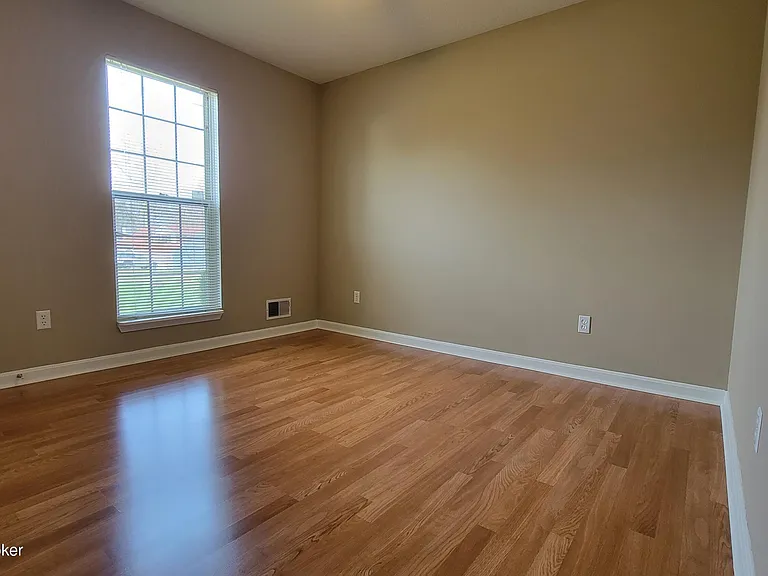10313 Chimney Ridge Ct — Photo 21