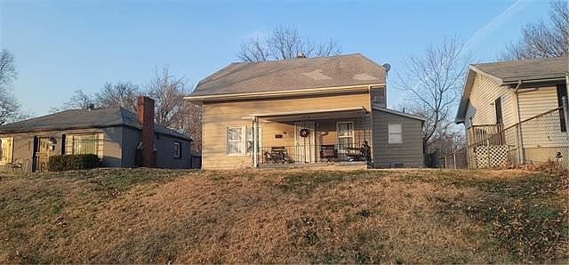 1st image of 4272 E 62nd St