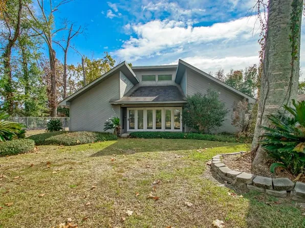8378 Greenmoss Dr, Baton Rouge, LA 70806