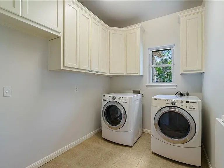 4504 Wild Dunes Ct — Photo 30
