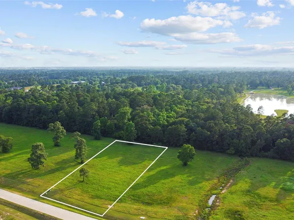 2044 Stallion Lakes Ave, Hockley, TX 77447