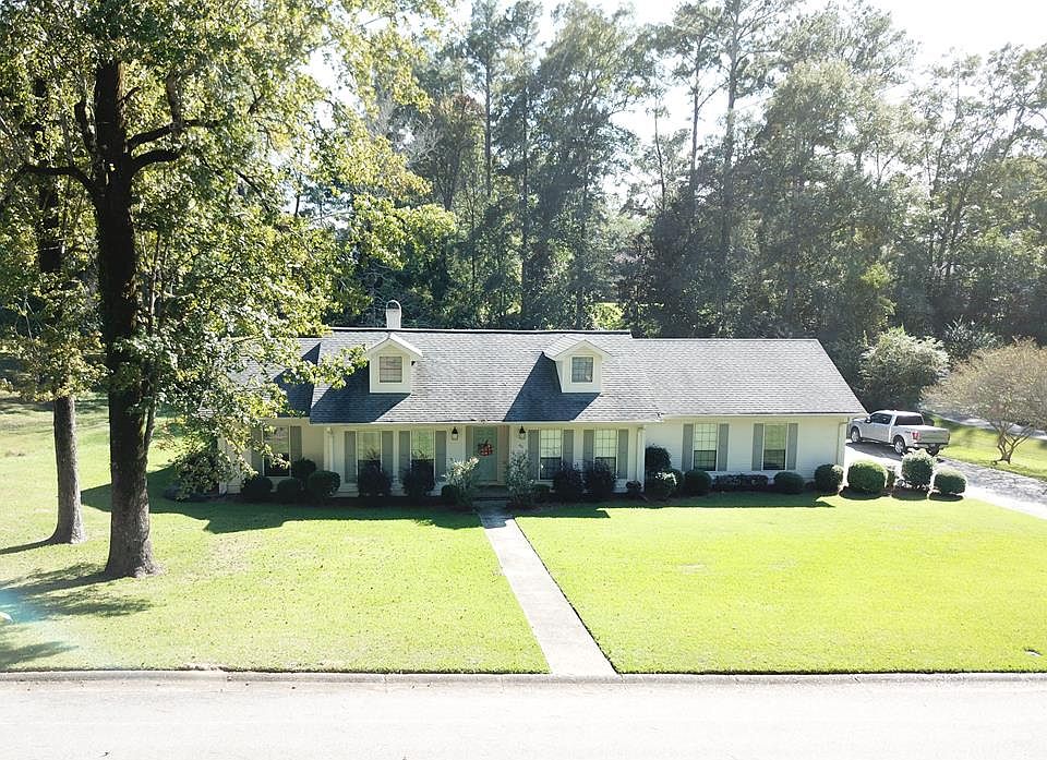 1st image of 66 Northgate Dr