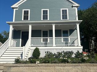 76 Lake Shore Dr, Weymouth, MA 02189