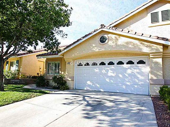 3rd image of 6436 Sundown Heights Ave
