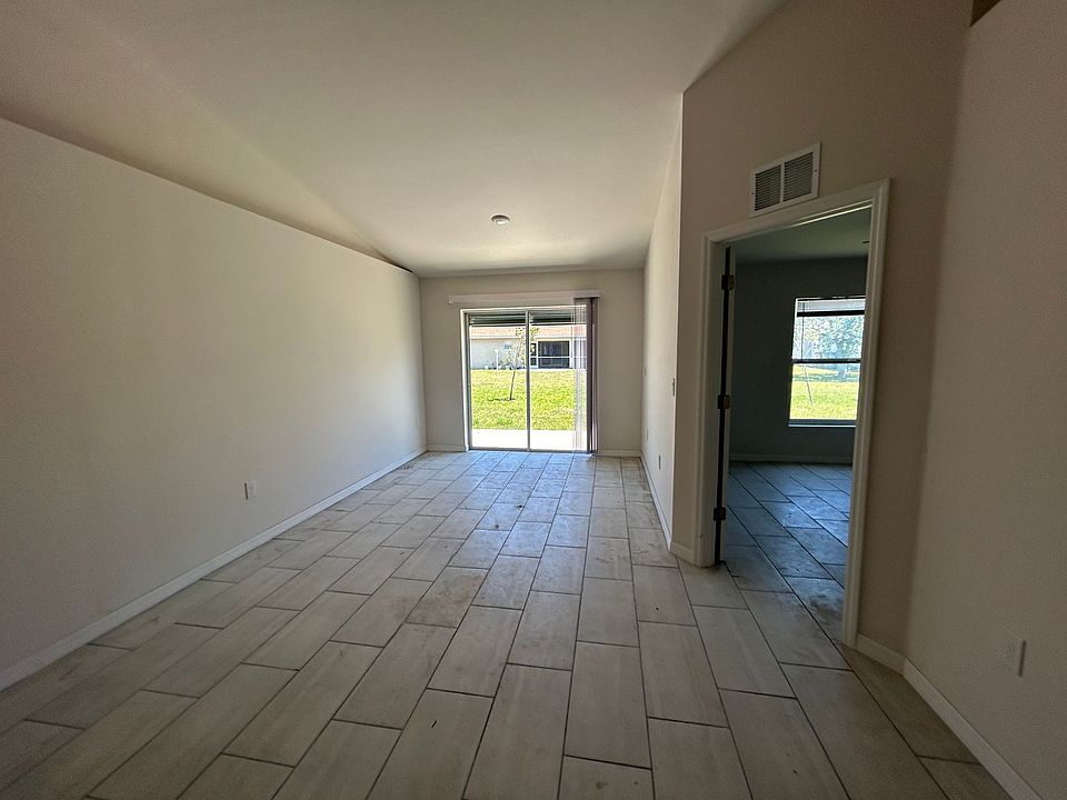 1st image of 2907 Santa Barbara Blvd #0