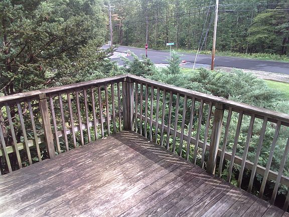 3rd image of 86 Sandhill Rd #86