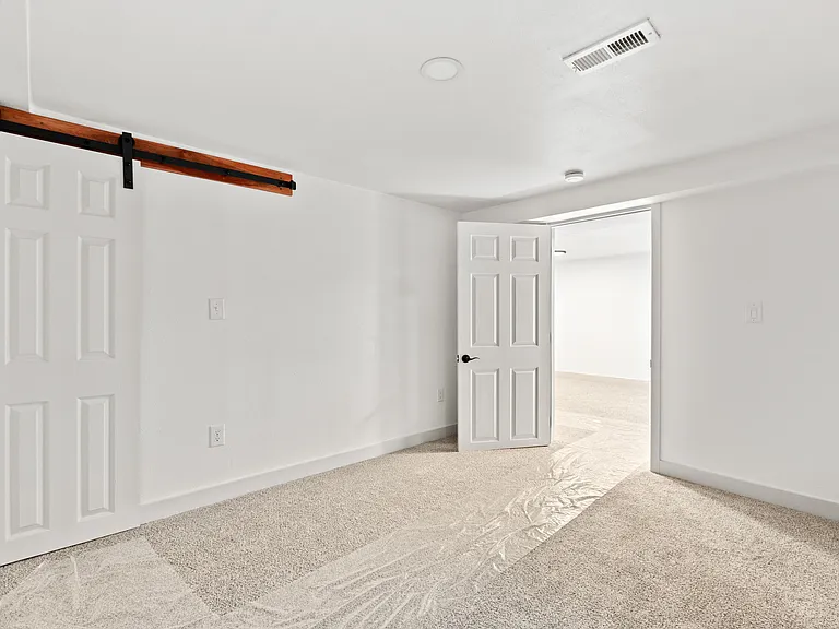 3355 Moorhead Ave — Photo 17