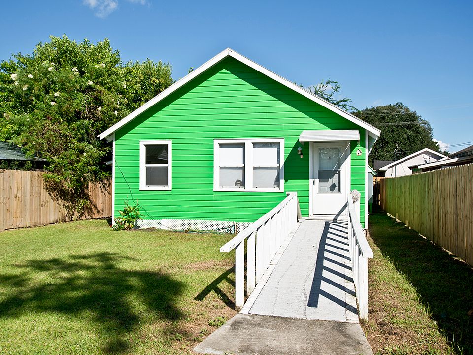 1st image of 232 Gouaux Ave