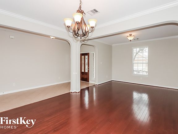 5th image of 26627 Becker Pines Ln