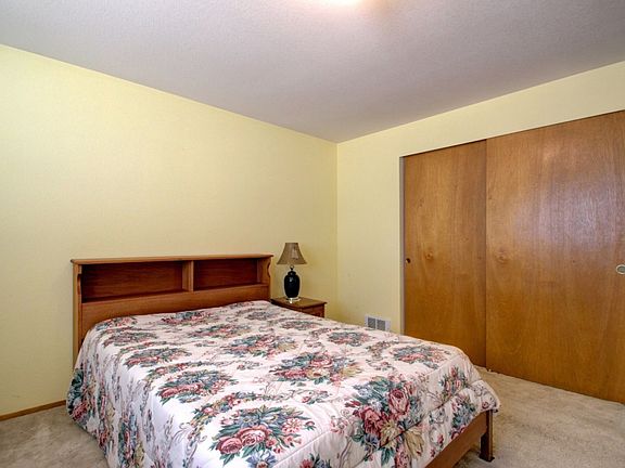 5th image of 27833 85th Dr NW