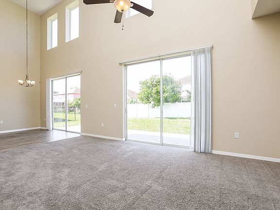 4th image of 355 Aylesbury Ct
