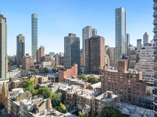 200 East 62nd Street image 13 of 13