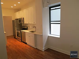 Rented by Bond New York