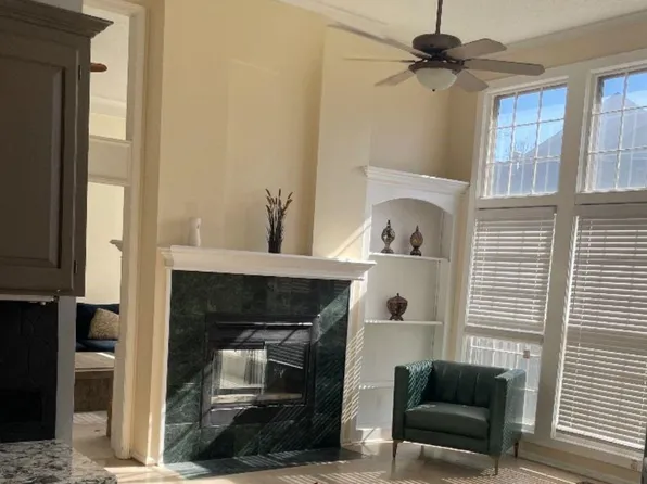 7427 N Granby Ave, Kansas City, MO 64151