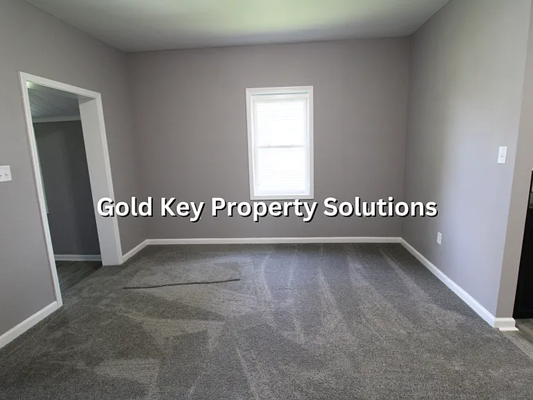 2636 Central Ave — Photo 10